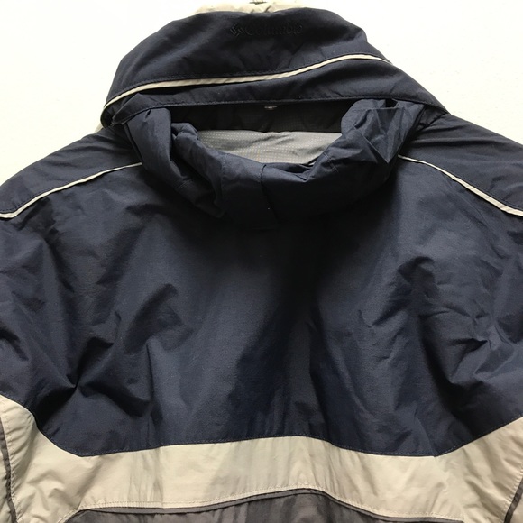 SOLD - Columbia Ski Jacket - Picture 5 of 7